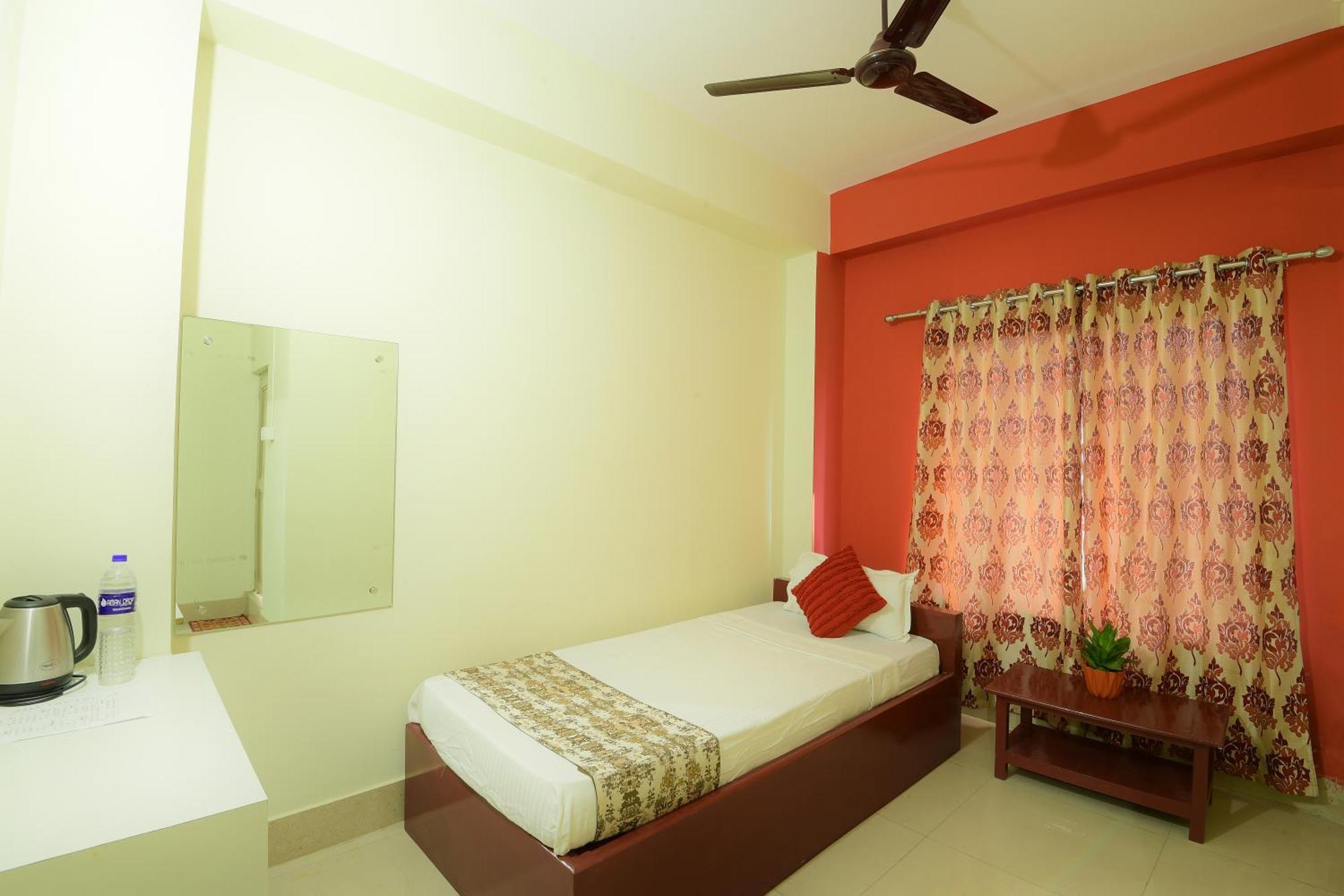 Hotel Bhargav Guwahati Exterior foto